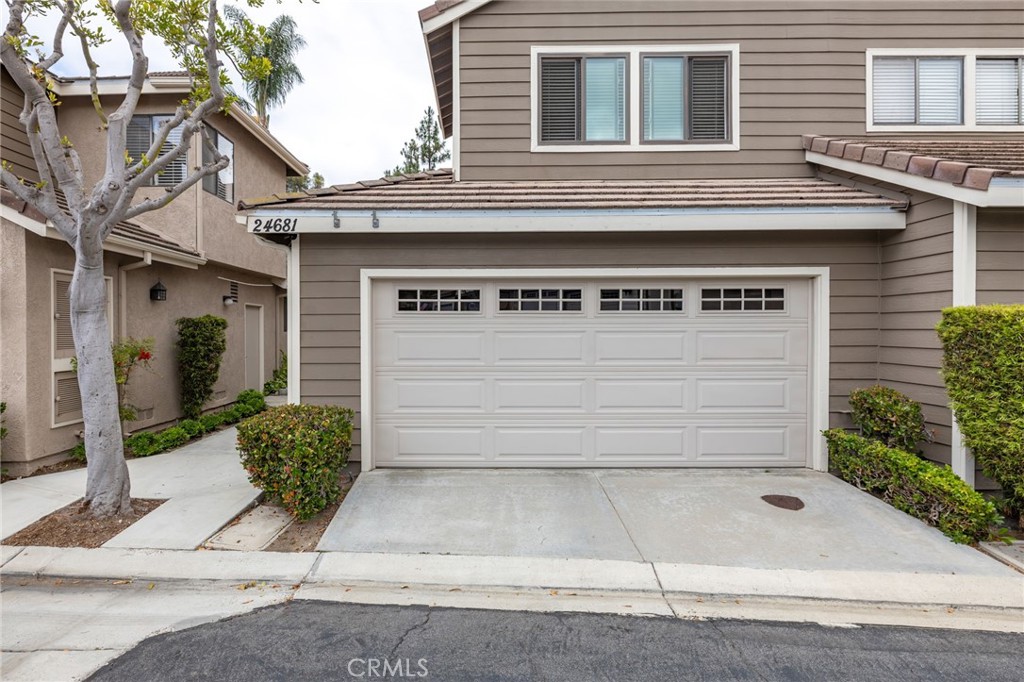 24681 Sutton Property Photo 1
