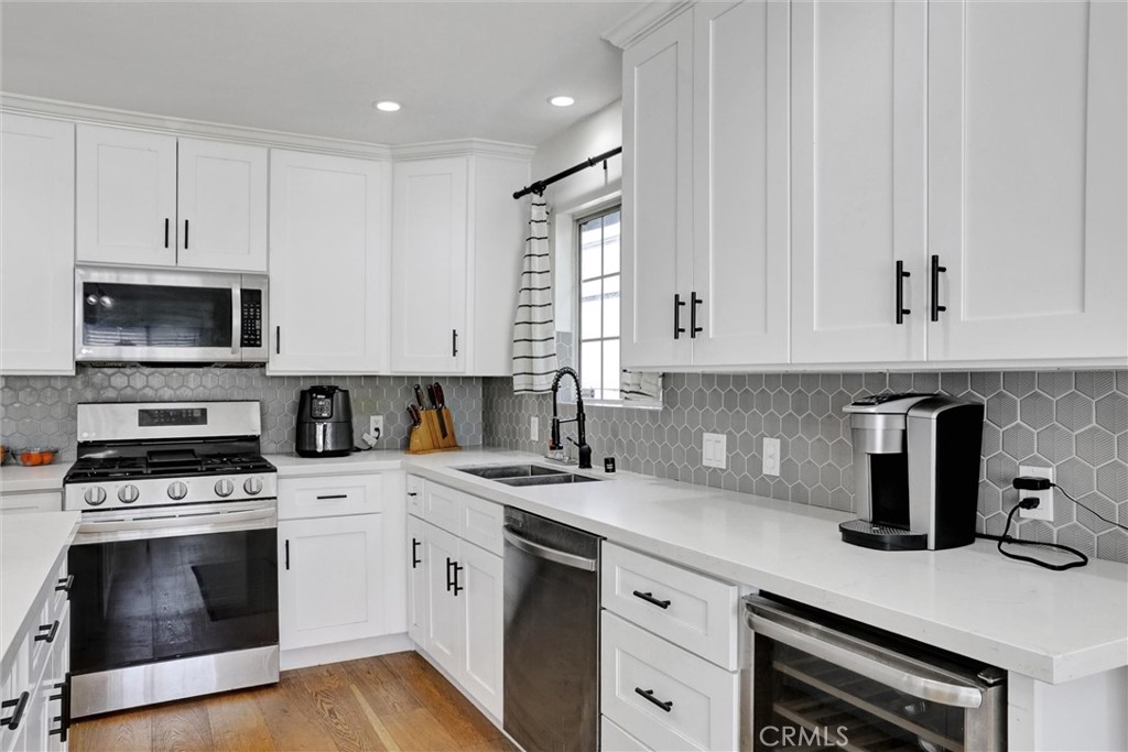 4265 Yosemite Property Photo 6