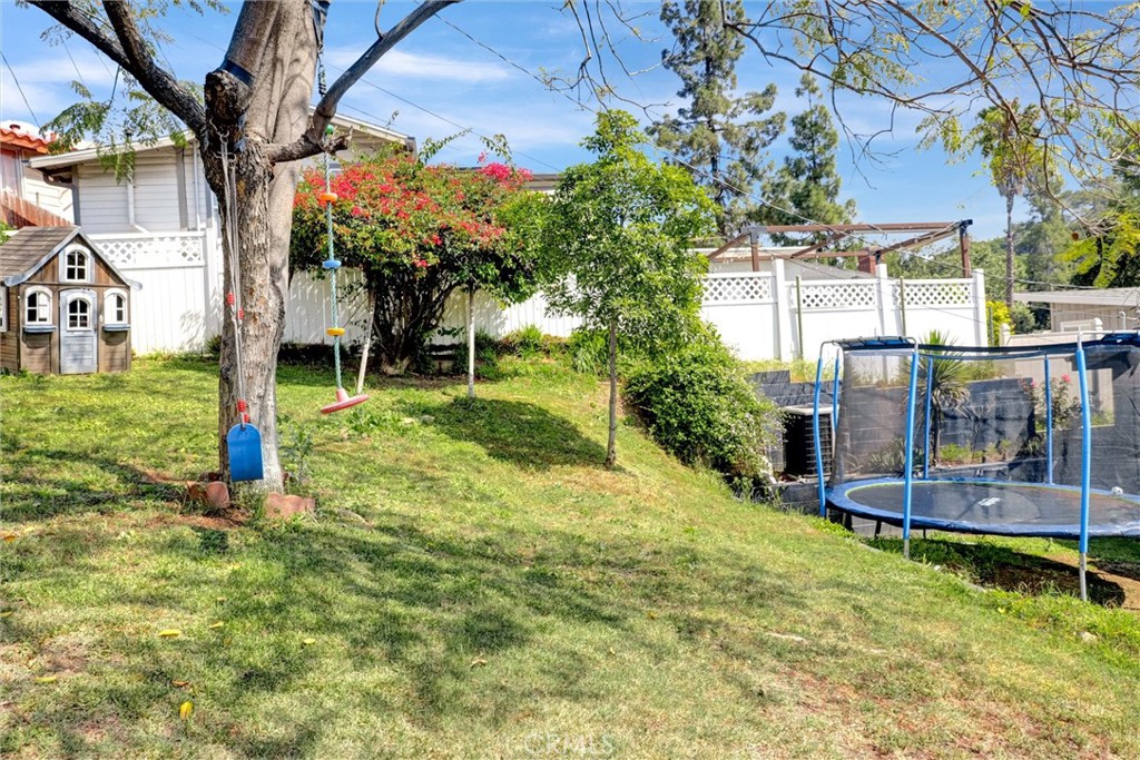 4265 Yosemite Property Photo 21