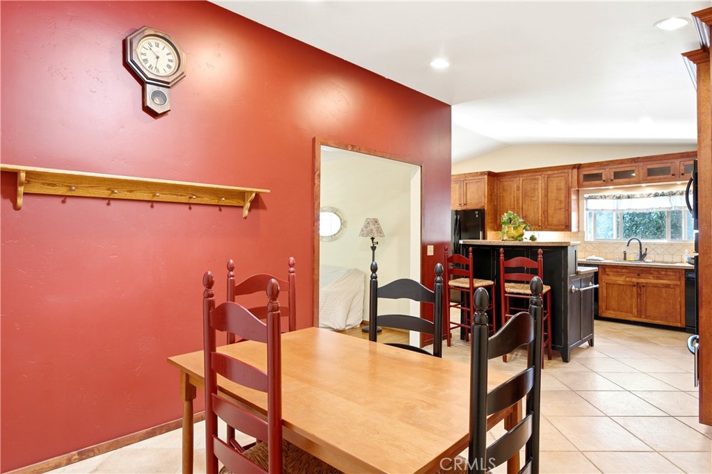 4114 Citradora Property Photo 8