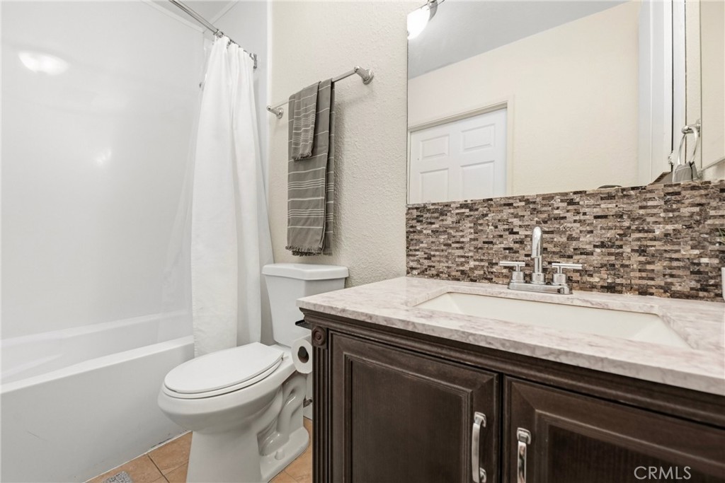 868 E Alvarado 44 Property Photo 9