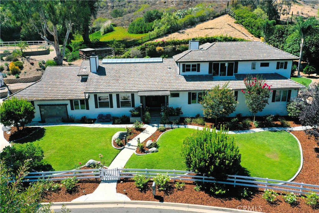 15159 Rancho Real Property Photo 5