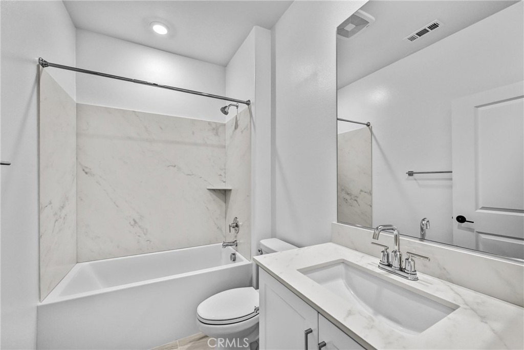 5538 Alethea Way Property Photo 8