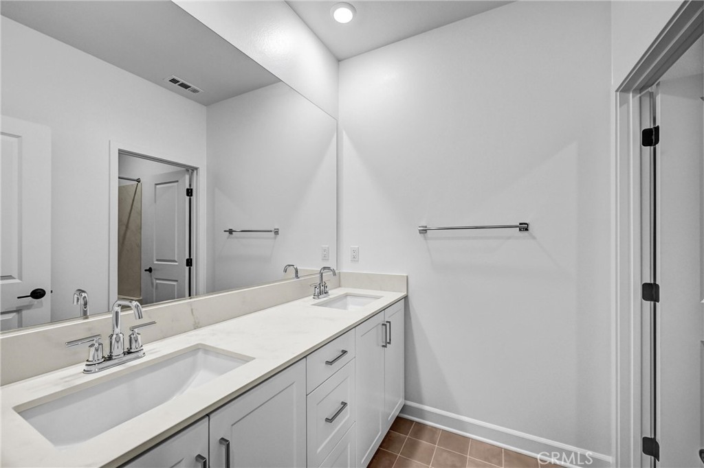 5538 Alethea Way Property Photo 13