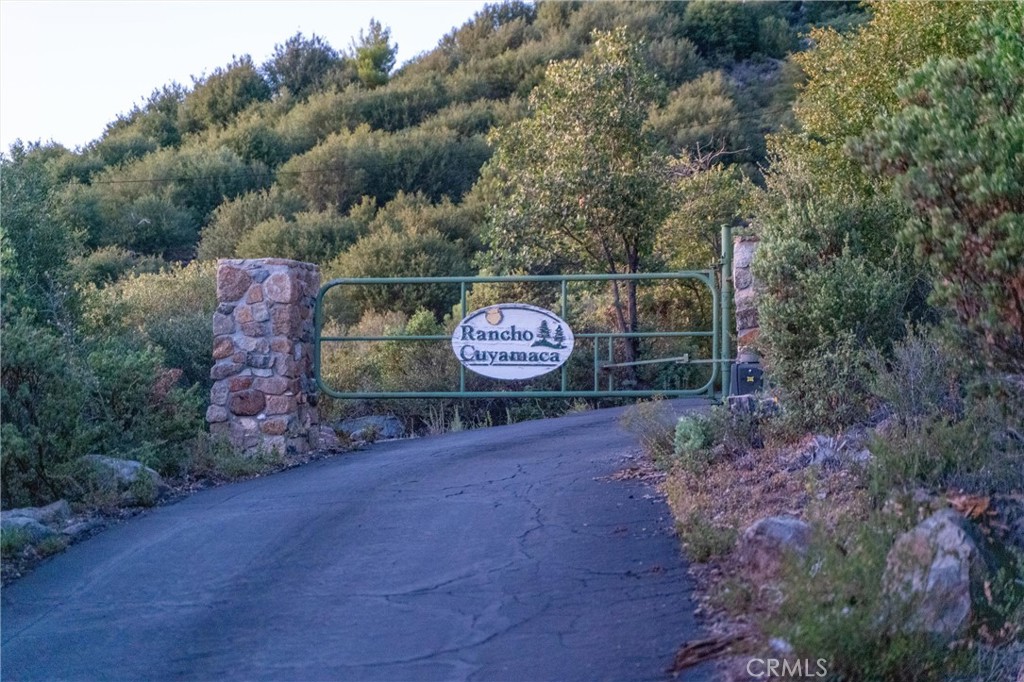 36105 North Peak Property Photo 7