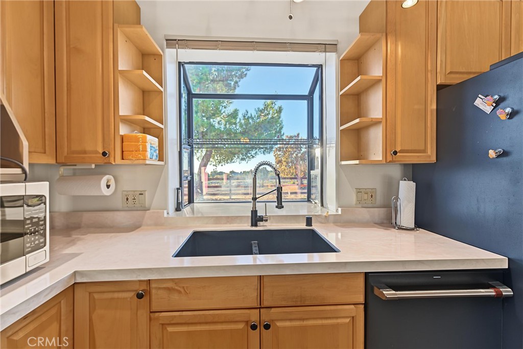 37626 Cruces Property Photo 10