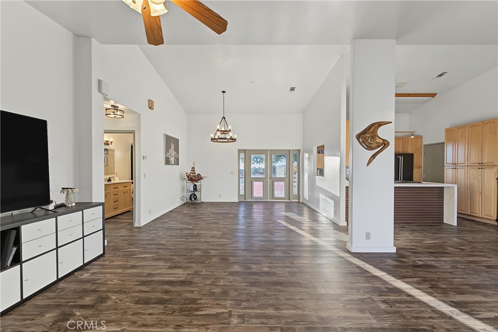 37626 Cruces Property Photo 18