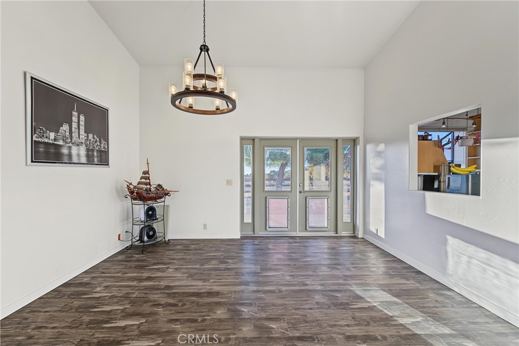 37626 Cruces Property Photo 19