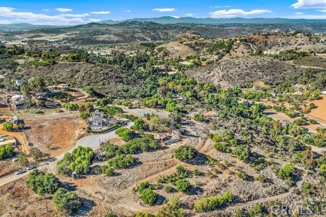 1589 Aldorado Property Photo 4