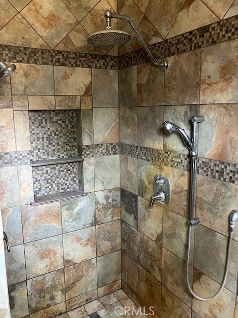 7110 Myrtle Property Photo 7