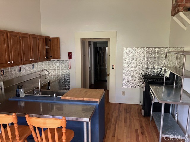 7110 Myrtle Property Photo 10