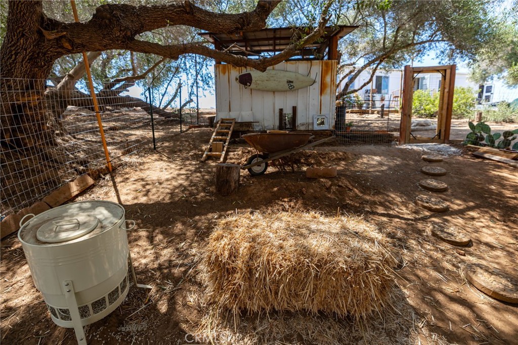 2576 Green Hills Property Photo 46