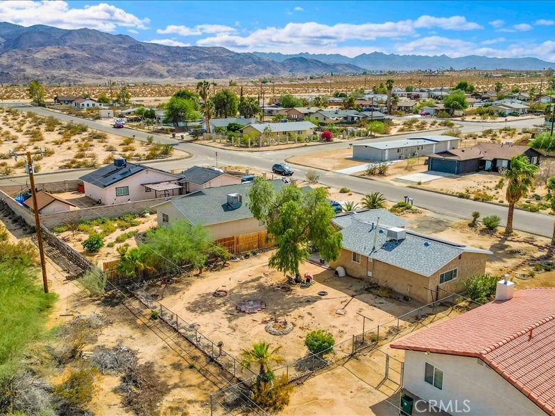 5567 Baileya Property Photo 27