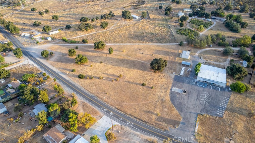 35202 Highway 79 Property Photo 3