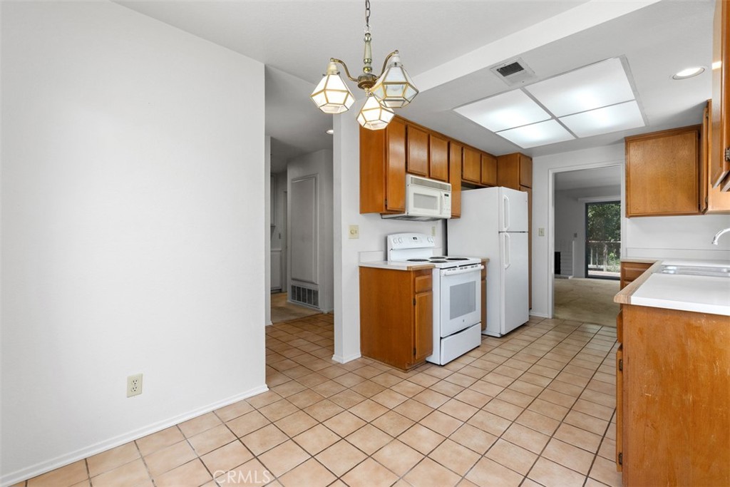 4218 Los Padres Drive Property Photo 15