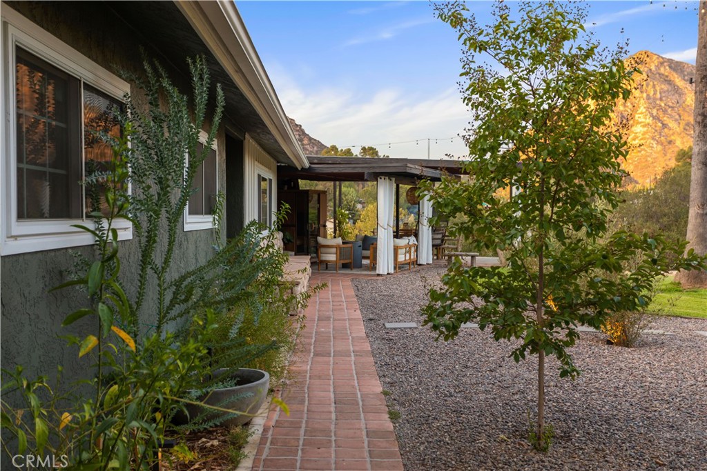 117 La Cresta Property Photo 6