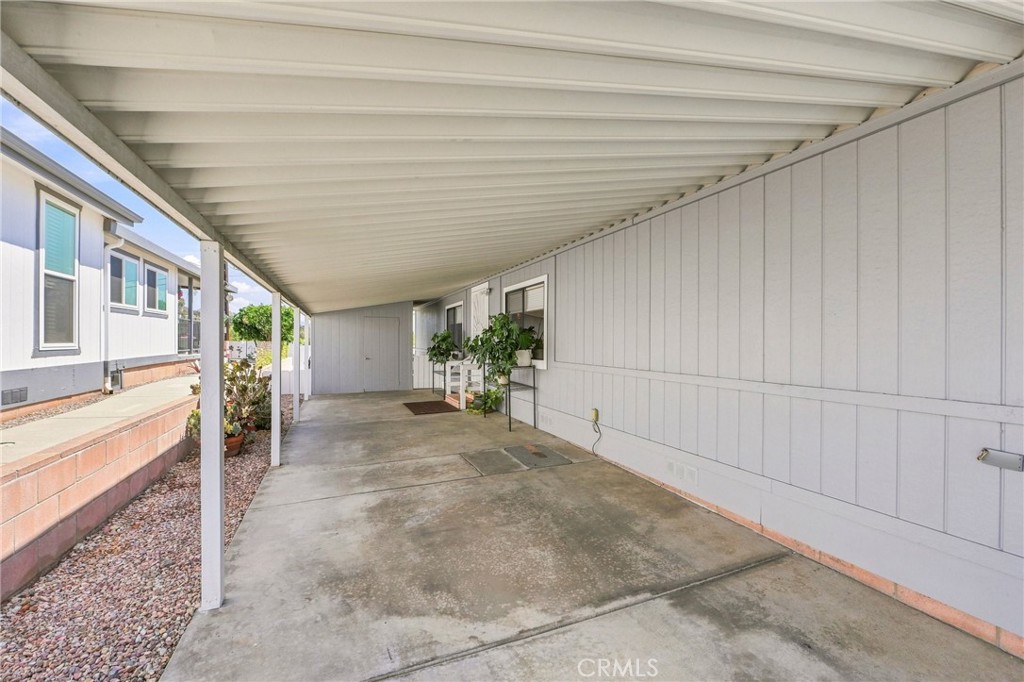 909 Richland Road 57 Property Photo 4