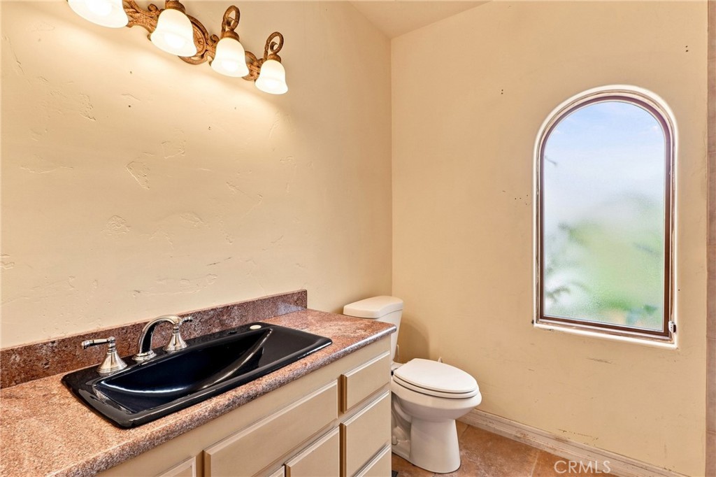 1354 Cornish Property Photo 11