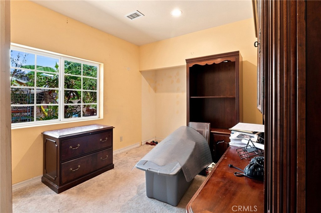 1354 Cornish Property Photo 13