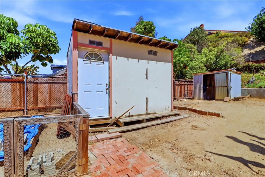 1354 Cornish Property Photo 25