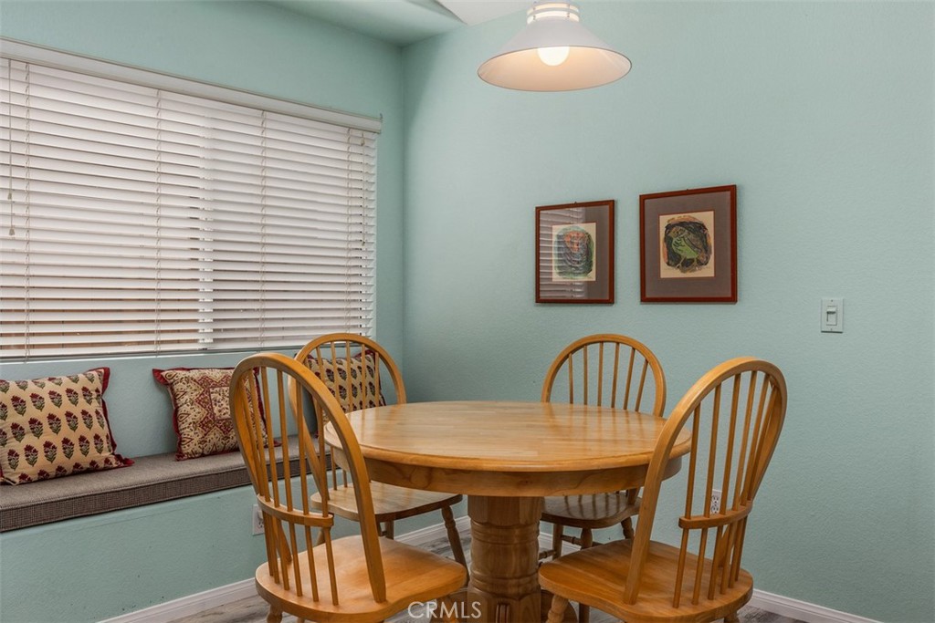 4933 Lake Shore Court Property Photo 13