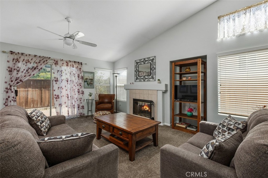 4933 Lake Shore Court Property Photo 15