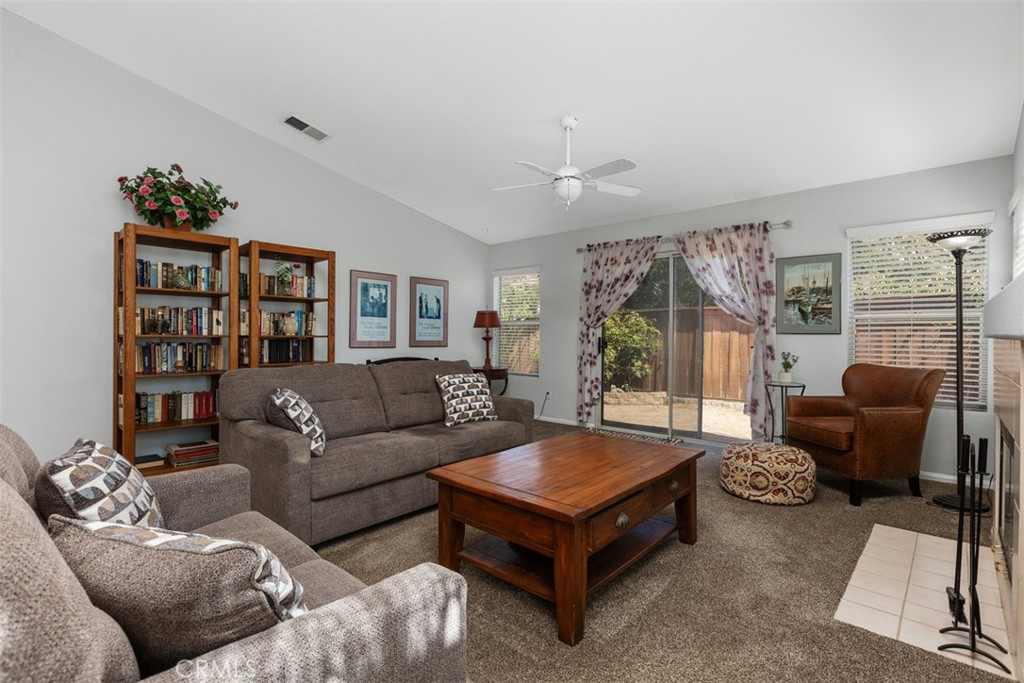 4933 Lake Shore Court Property Photo 17