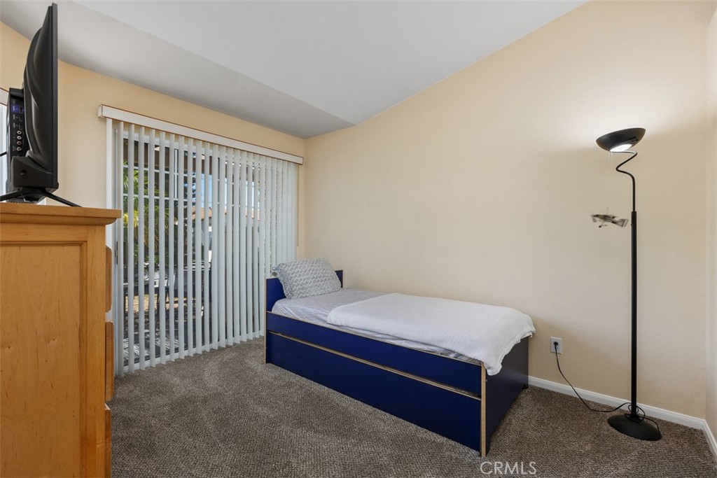 4933 Lake Shore Court Property Photo 18