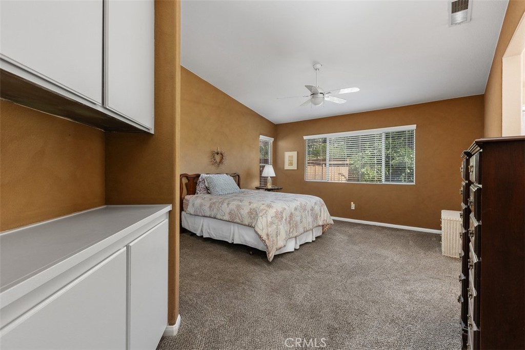 4933 Lake Shore Court Property Photo 22