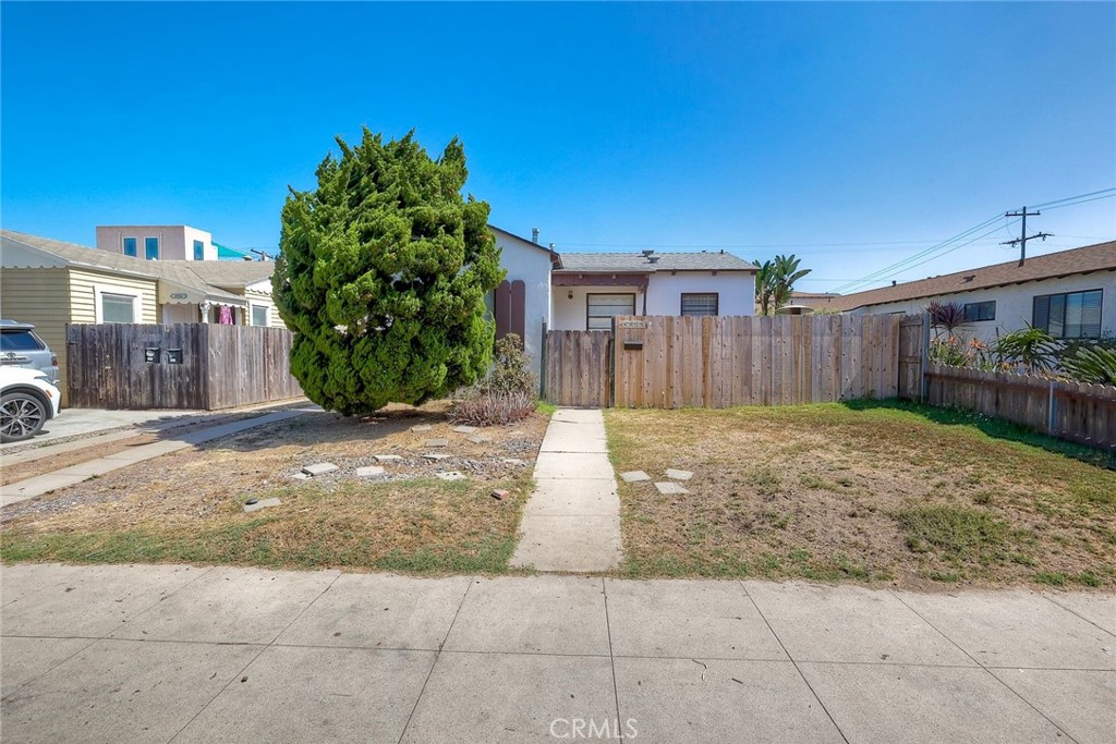 4918 4920 Del Monte Avenue Property Photo 6