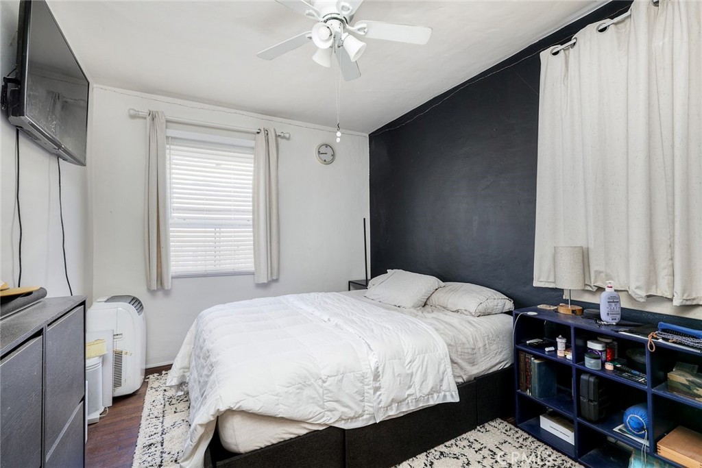 4918 4920 Del Monte Avenue Property Photo 14
