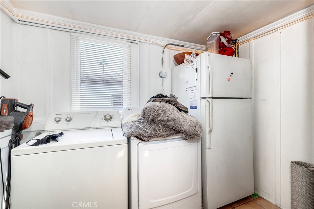 4918 4920 Del Monte Avenue Property Photo 35
