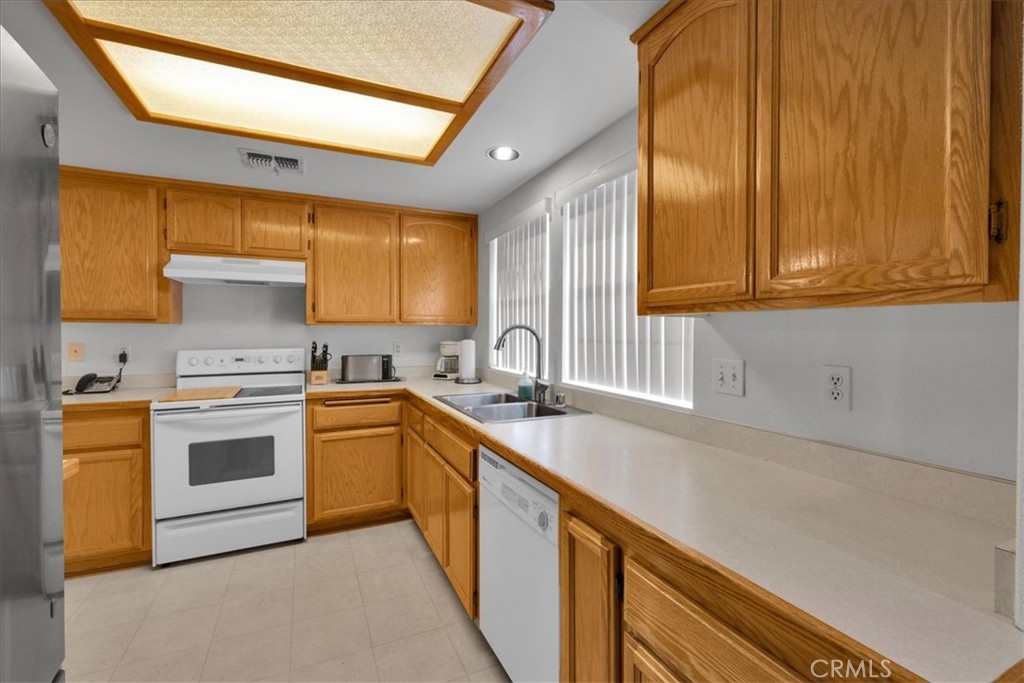 58370 Mountain View Property Photo 11