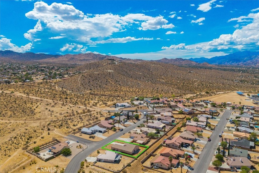 58370 Mountain View Property Photo 34