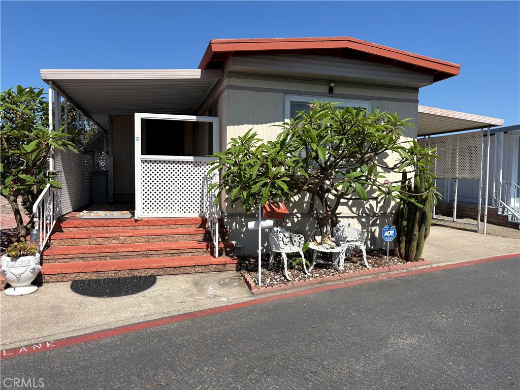 76 Shirle Lane Property Photo 1