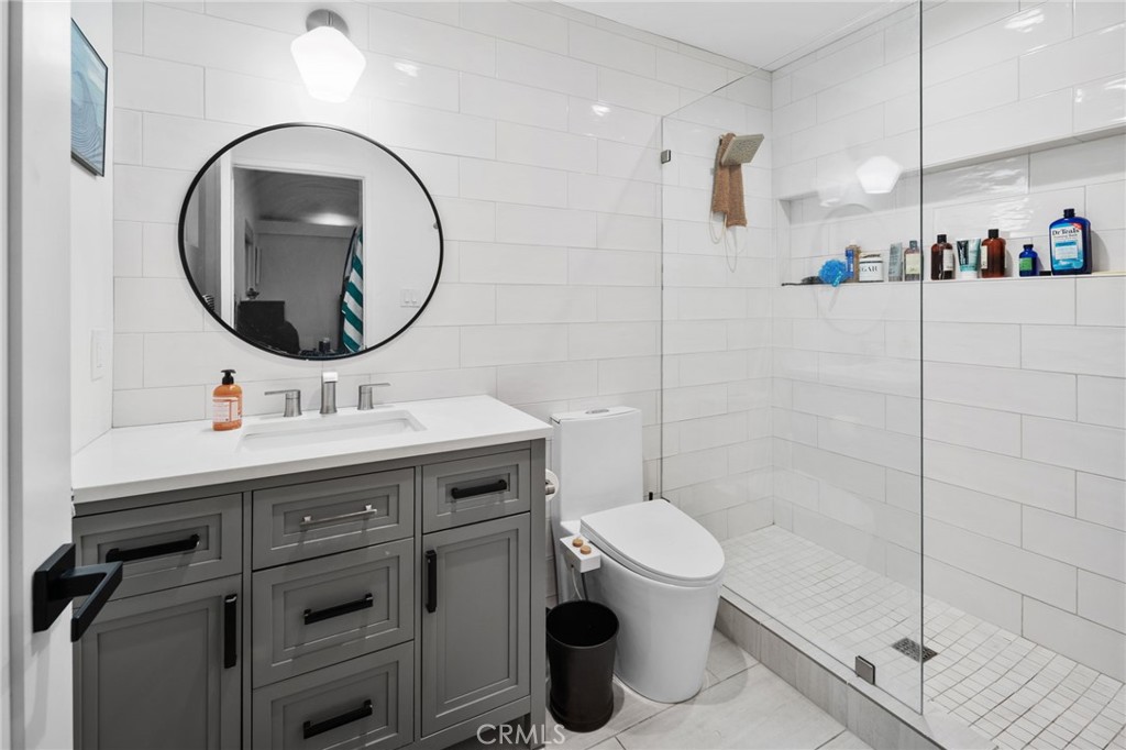 720 3rd Property Photo 24