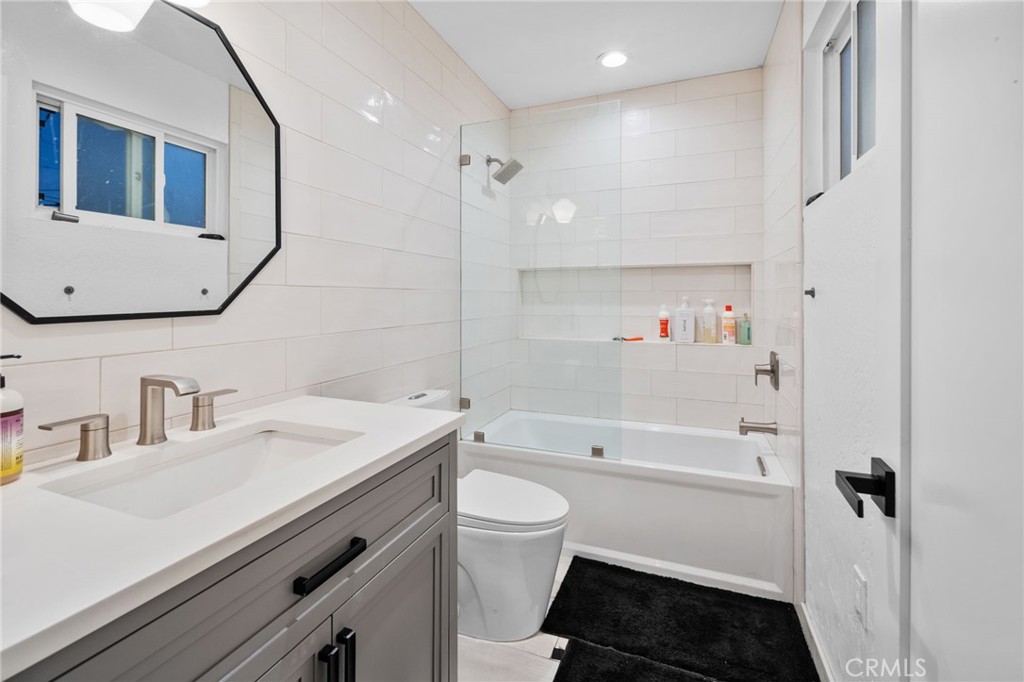 720 3rd Property Photo 25