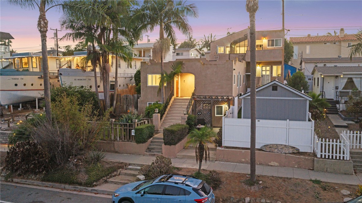 720 3rd Property Photo 29
