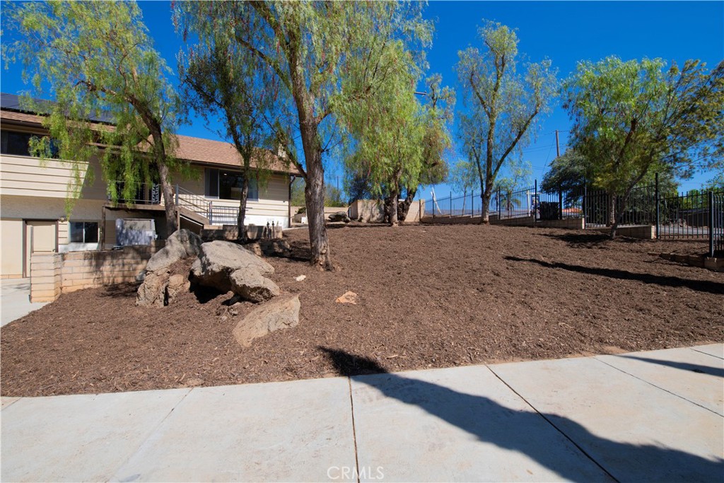 30856 Hillview Property Photo 5
