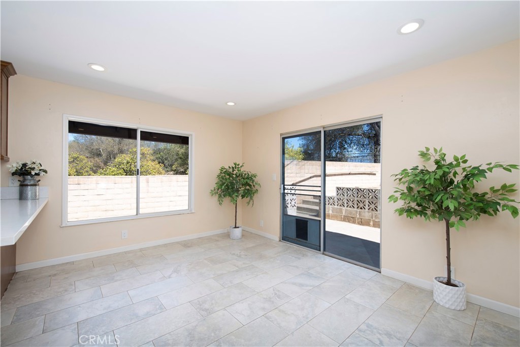 30856 Hillview Property Photo 16