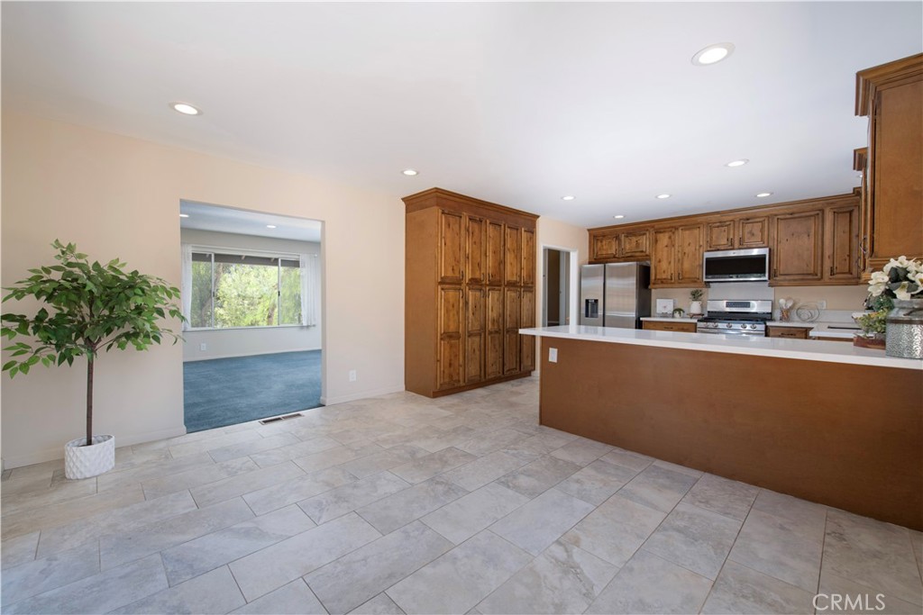 30856 Hillview Property Photo 17