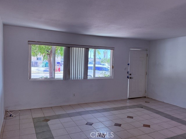 2847 Annette Property Photo 4