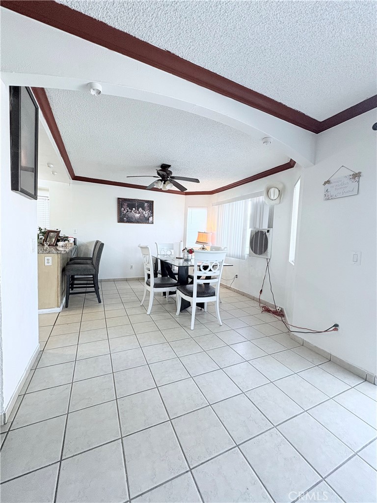 22898 Pahute Property Photo 2