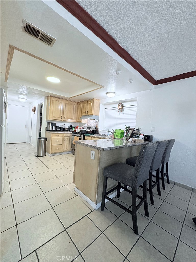 22898 Pahute Property Photo 4
