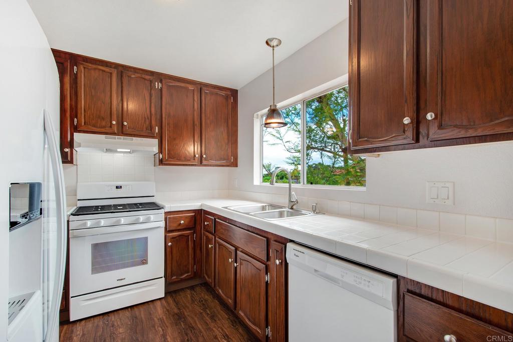 816 818 Viva Court Property Photo 14