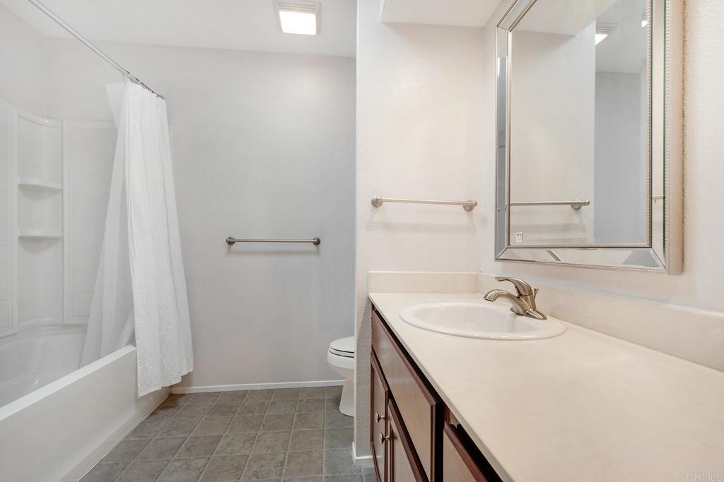 816 818 Viva Court Property Photo 18