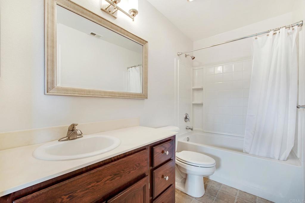 816 818 Viva Court Property Photo 19