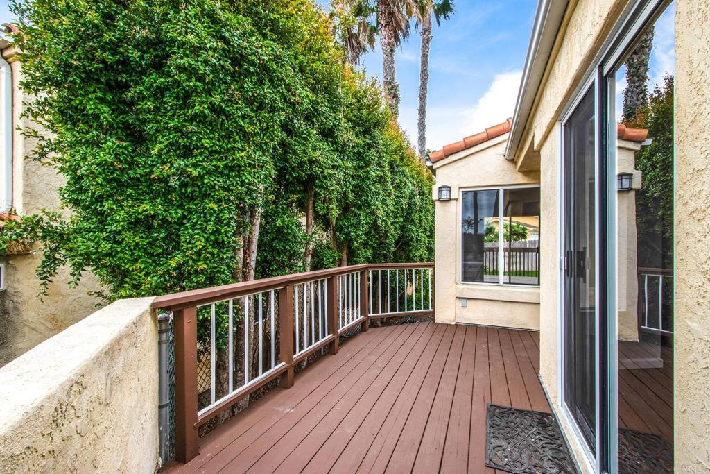 816 818 Viva Court Property Photo 29