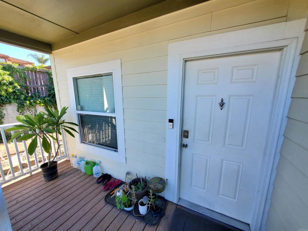 1575 W Valley Parkway 25 Property Photo 3