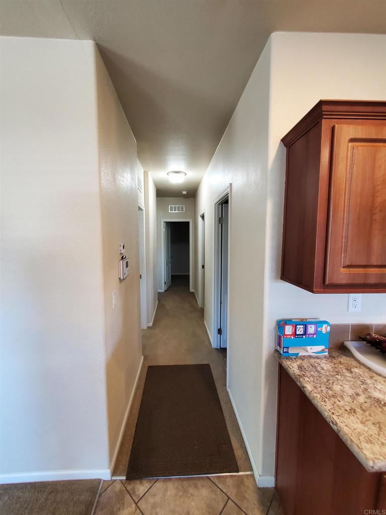 1575 W Valley Parkway 25 Property Photo 5